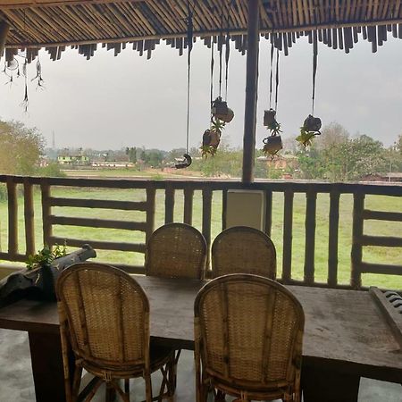 Longchen Homestay Dimāpur Buitenkant foto