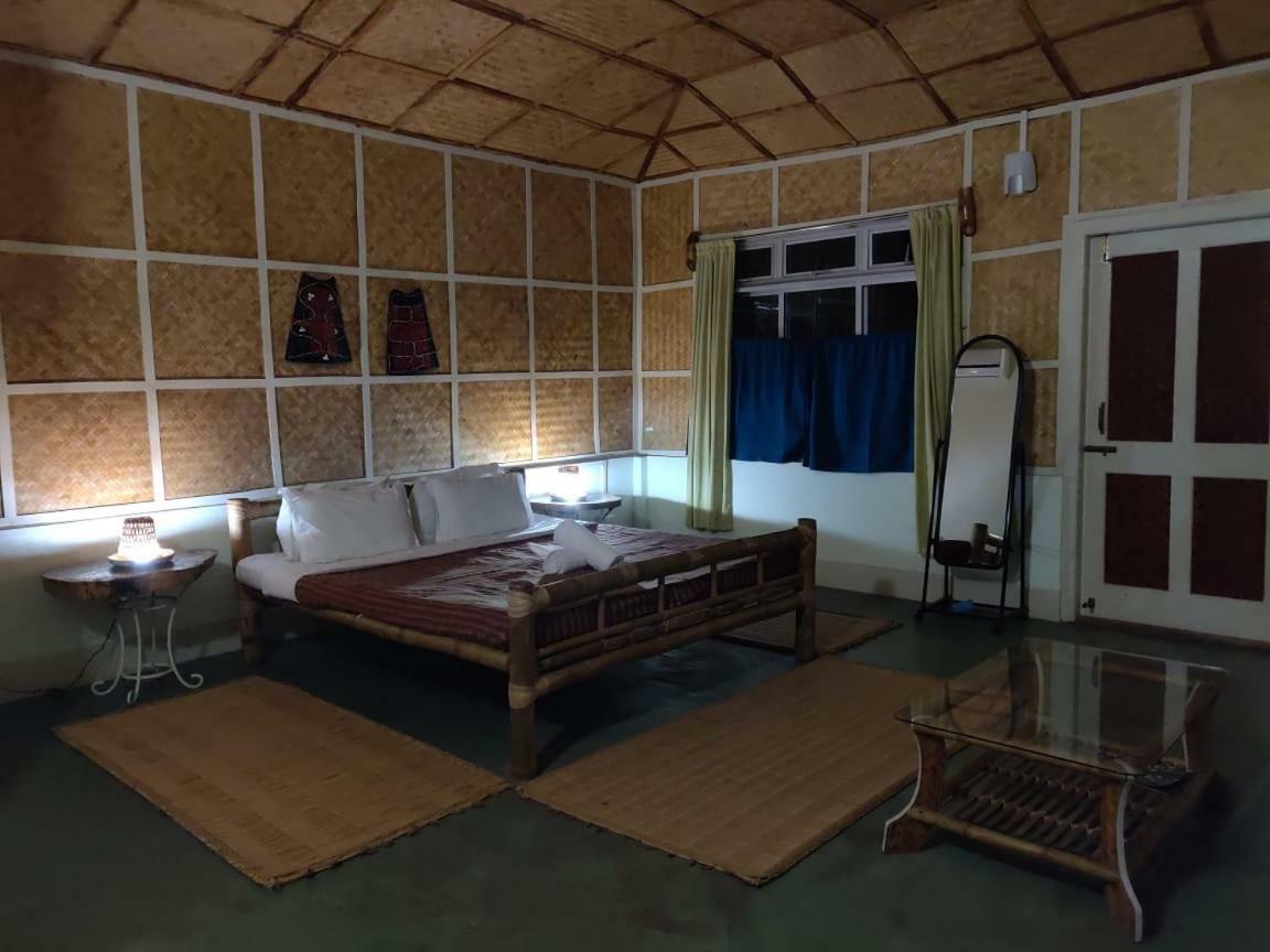 Longchen Homestay Dimāpur Buitenkant foto